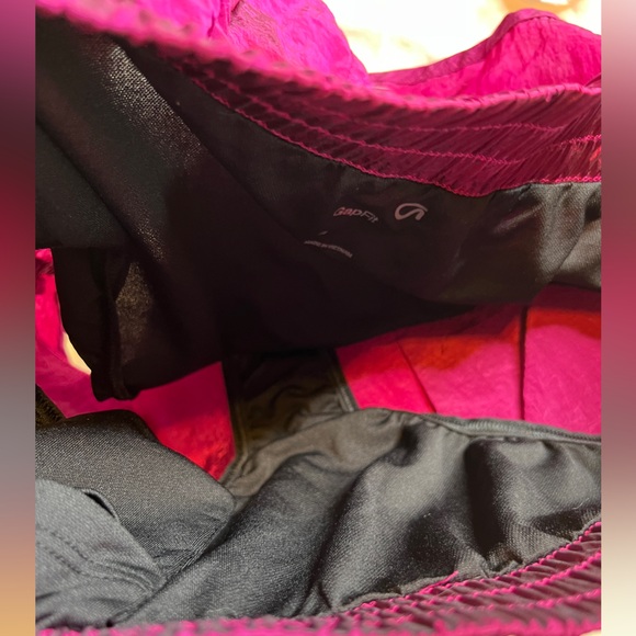 GAP Women’s Purple Lined Shorts – Active & Casual - Picture 4 of 7